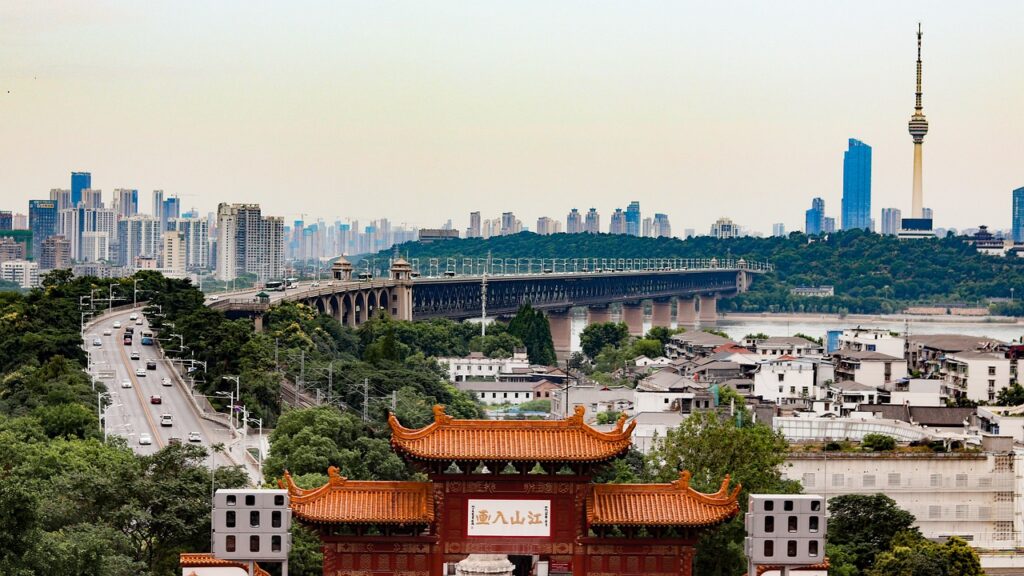 city, bridge, yangtze river, wuhan, buildings, skyscrapers, skyline, highway, road, downtown, urban, cityscape, yellow crane tower, china, wuhan, wuhan, wuhan, wuhan, wuhan-6345380.jpg